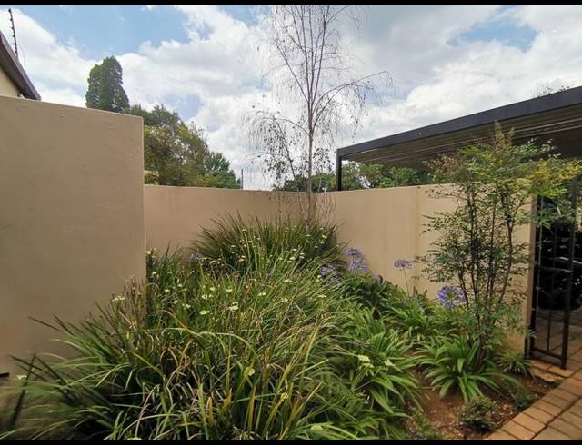 2 BEDROOM PROPERTY TO RENT IN BRYANSTON